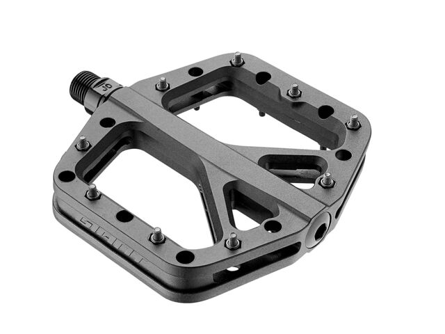GIANT Pinner Elite Flat Pedals click to zoom image