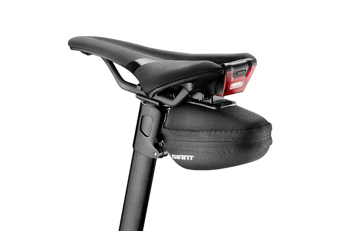 GIANT Shadow Uniclip Pro Saddle Bag click to zoom image